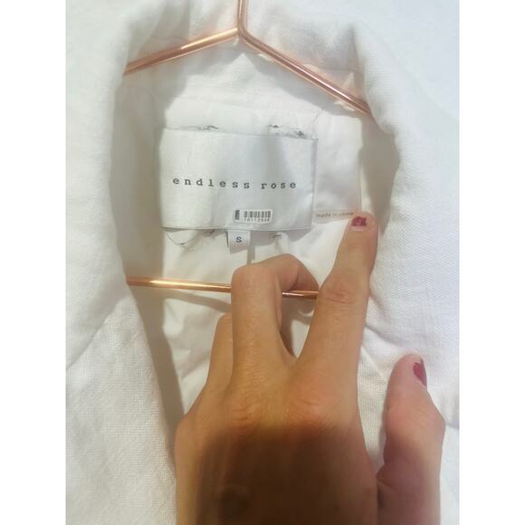 ENDLESS ROSE White Linen Oversized Fit Sleeveless Shoulder Pad Vest Size Small - Picture 7 of 10